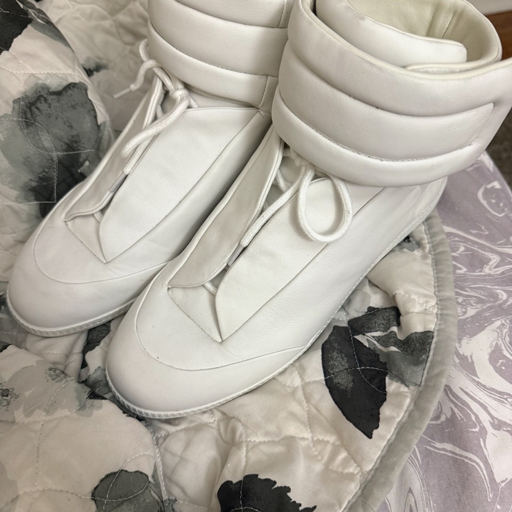 Maison Martin Margiela White High-Top Sneakers size 44 no box